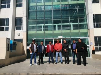 Sin aguinaldo, burócratas y personal de educación