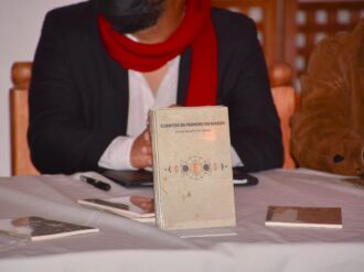 Se presenta en Jerez, el libro «Cuentos de Febrero en Marzo» de Andrés Briceño