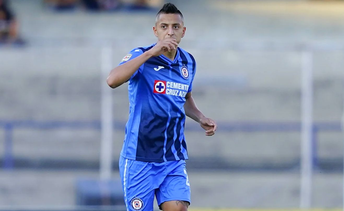 Roberto ‘Piojo’ Alvarado es nuevo jugador de las Chivas