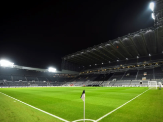 La Premier League tiene cifra récord de casos positivos de Covid-19; superan los 100