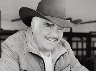 El imperio de Vicente “a punto de caer”