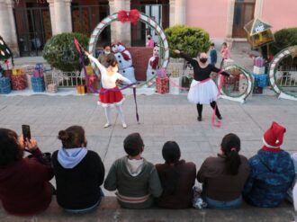 Participa la Fundación Iván Niños Down en Festival Navideño