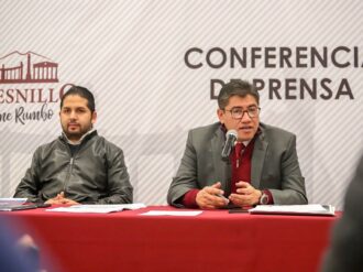 Anuncias proyecto de plaza en el cerro de la Santa Cruz