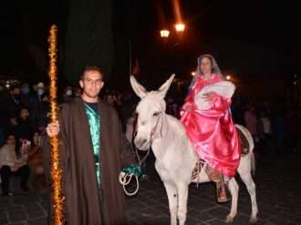 Jerez vive tradicional desfile navideño