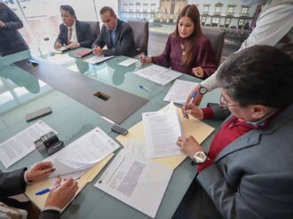 243 colonos beneficiados con subsidios en Fresnillo