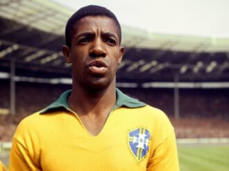 Fallece Dorval, compañero de Pelé
