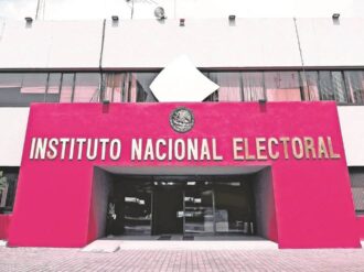 Denuncia penal en contra de consejeros es persecución: INE