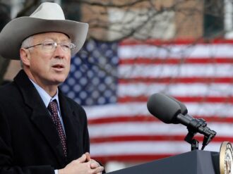 NYT señala que Joe Biden «teme» cercanía entre AMLO y Ken Salazar