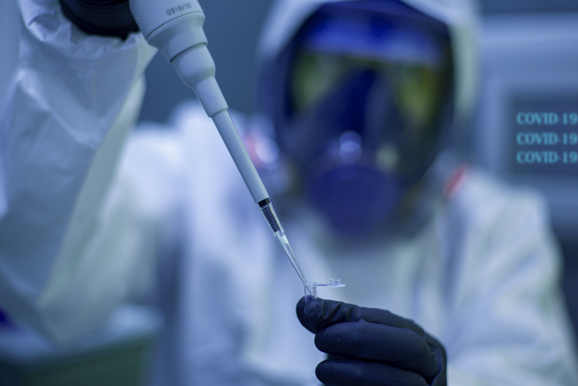 Inmunidad de las vacunas antiCovid dura 6 meses, confirma la OMS