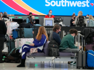 Por Covid-19, EU emite advertencia de viajes a México