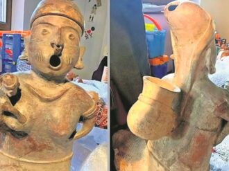 Familia francesa regresa  a México piezas prehispánicas