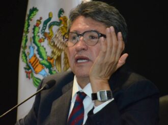 Monreal pide a Morena transparentar encuestas