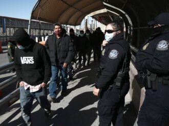 Por ser inhumano, OIM pide terminar definitivamente programa Quédate en México