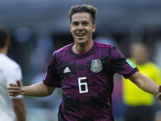 Córdova llega a Monterrey para fichar con Tigres