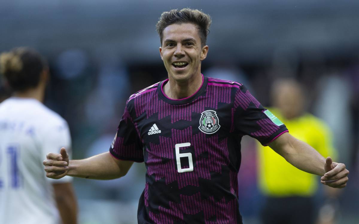 Córdova llega a Monterrey para fichar con Tigres
