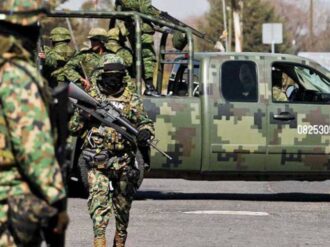 Detiene SEDENA a 17 personas en el municipio de Pinos