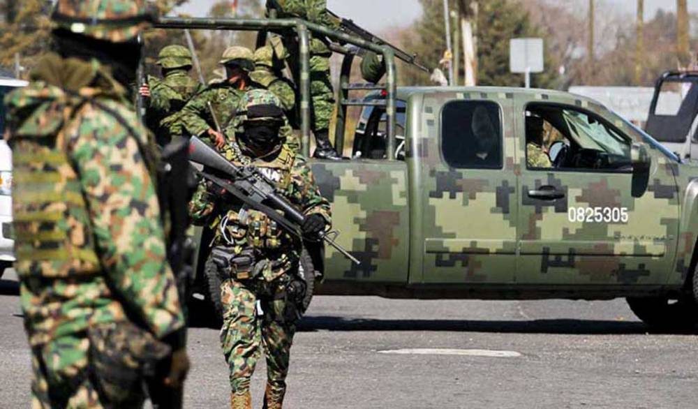 Detiene SEDENA a 17 personas en el municipio de Pinos