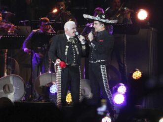 Esperó a su «Potrillo»: así fue la despedida familiar de Vicente Fernández