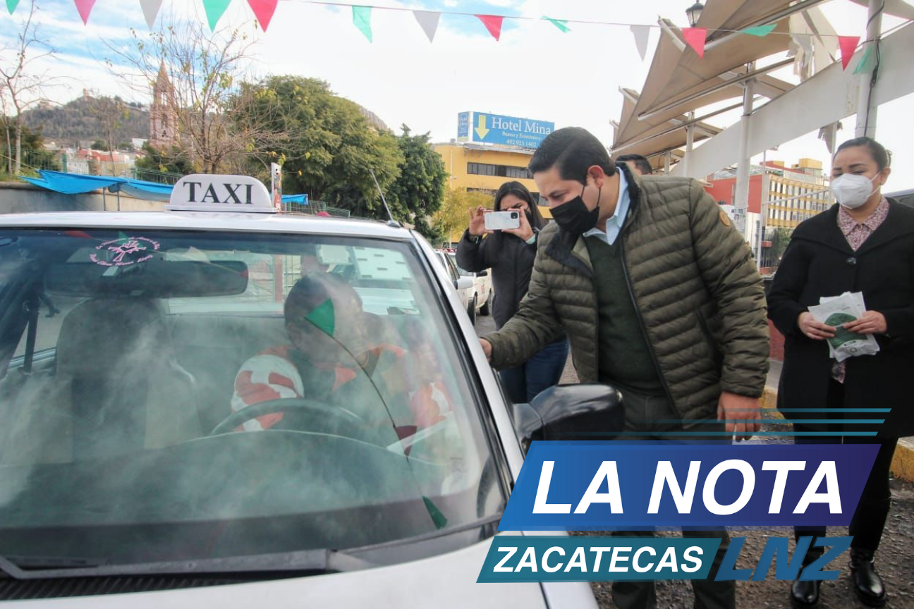 Transportistas y transeúntes reciben insumos sanitarios
