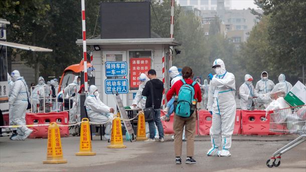 Mujer queda atrapada en casa de su cita a ciegas por confinamiento en China