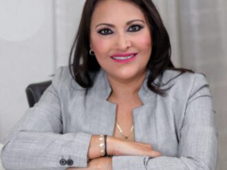 Sigue Norma Castorena trabajando por el bienestar de su gremio