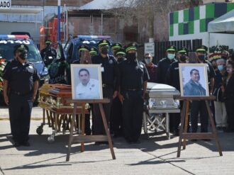 Rinden homenaje a agentes de vialidad