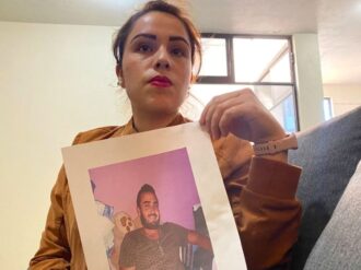 Gobierno federal lo niega, pero familia de desaparecidos en Los Reyes reitera que se los llevó la GN
