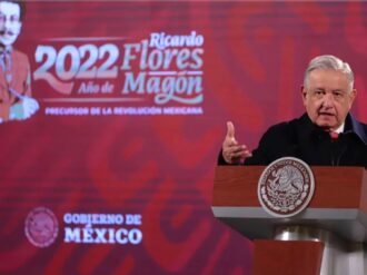 AMLO exhibe a Tecnológico de Monterrey por despidos para no pagar prestaciones