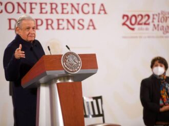 “Es honesta, digna”: AMLO respalda a Delfina Gómez por «campaña injusta» de cobro de “diezmos” en Texcoco