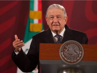 No tengo información sobre designación de Muñoz Ledo como nuevo embajador en Cuba: AMLO