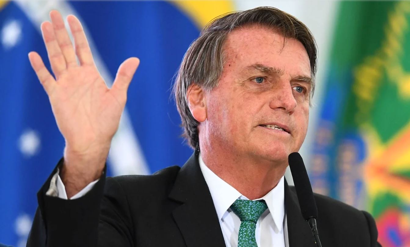 Jair Bolsonaro, hospitalizado de urgencia por posible obstrucción intestinal