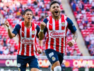 Las Chivas quieren que el PSV les compre jugadores