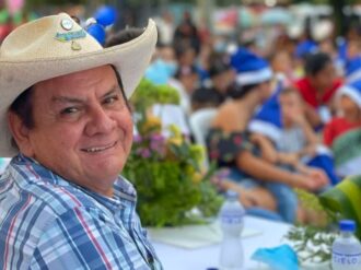 Guerrilleros atacan caravana que transportaba a gobernador de Colombia; hay dos muertos