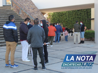 Ponen dosis de refuerzo al personal de salud