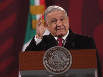 AMLO da positivo a Covid-19; «permaneceré en aislamiento»