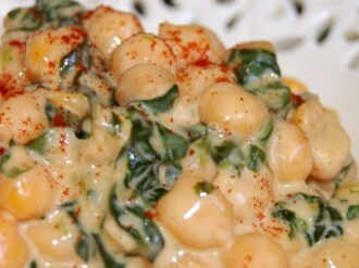 Garbanzos con espinacas a la crema