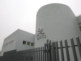 ISSSTE incrementa afluencia de pacientes en el área de urgencias