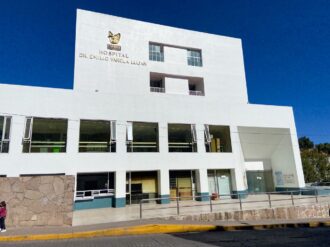 Pide Colegio de Médicos que contraten a más personal de salud
