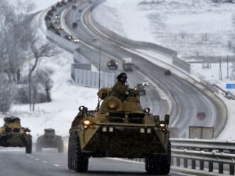 Ucrania pide a Rusia diálogo y retirar tropas en la frontera