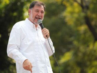 Autocorrector confunde mensaje de Fernández Noroña sobre “gente de Mencho”