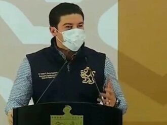 «Mariana ya no me pela» por convivencia con Emilio, bromea Samuel García