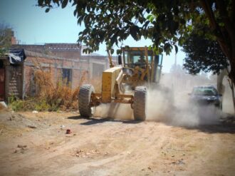Inician obras públicas que beneficiarán a familias en Luis Moya