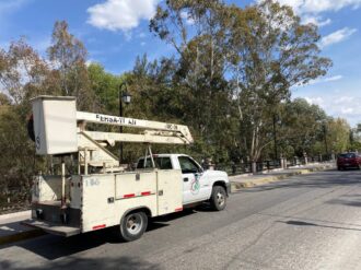 Reestablecen iluminación en puente del Río Grande, Jerez