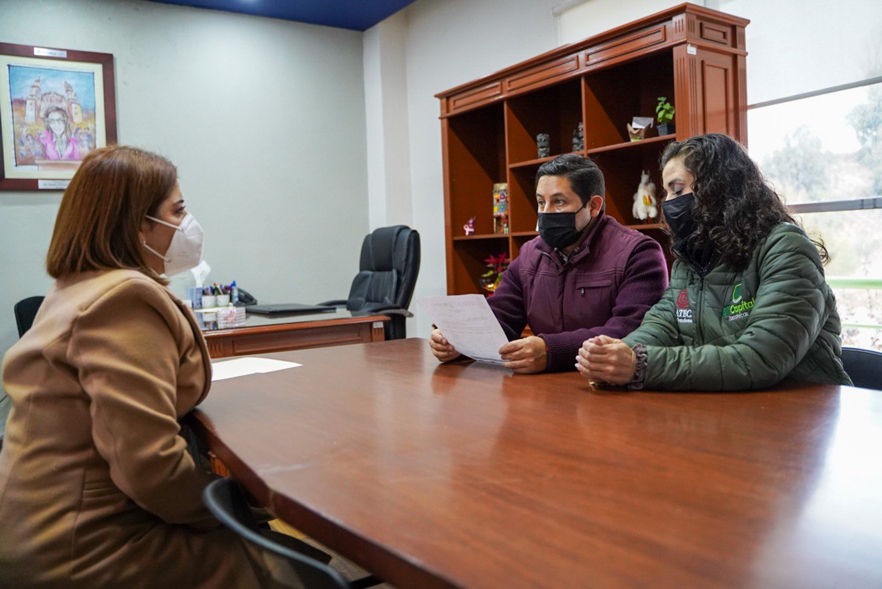 Jorge Miranda y Maribel Herrera supervisan labores en DIF Municipal