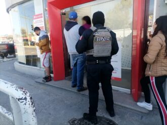 Detecta SSP a “desplazadores” de tarjetas en sucursales bancarias