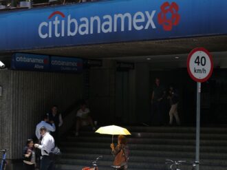 Buscarán que acervo cultural Banamex quede en México