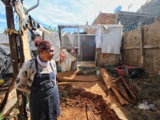 Se enfrentan al frío del olvido