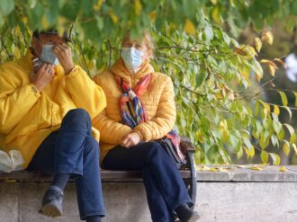 Prevén fin de la pandemia por Covid-19 en Europa