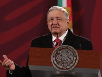 Amanecí ronco, pero yo creo que es gripe: AMLO