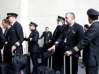 Pilotos de ASPA votan a favor de la reestructura de Aeroméxico